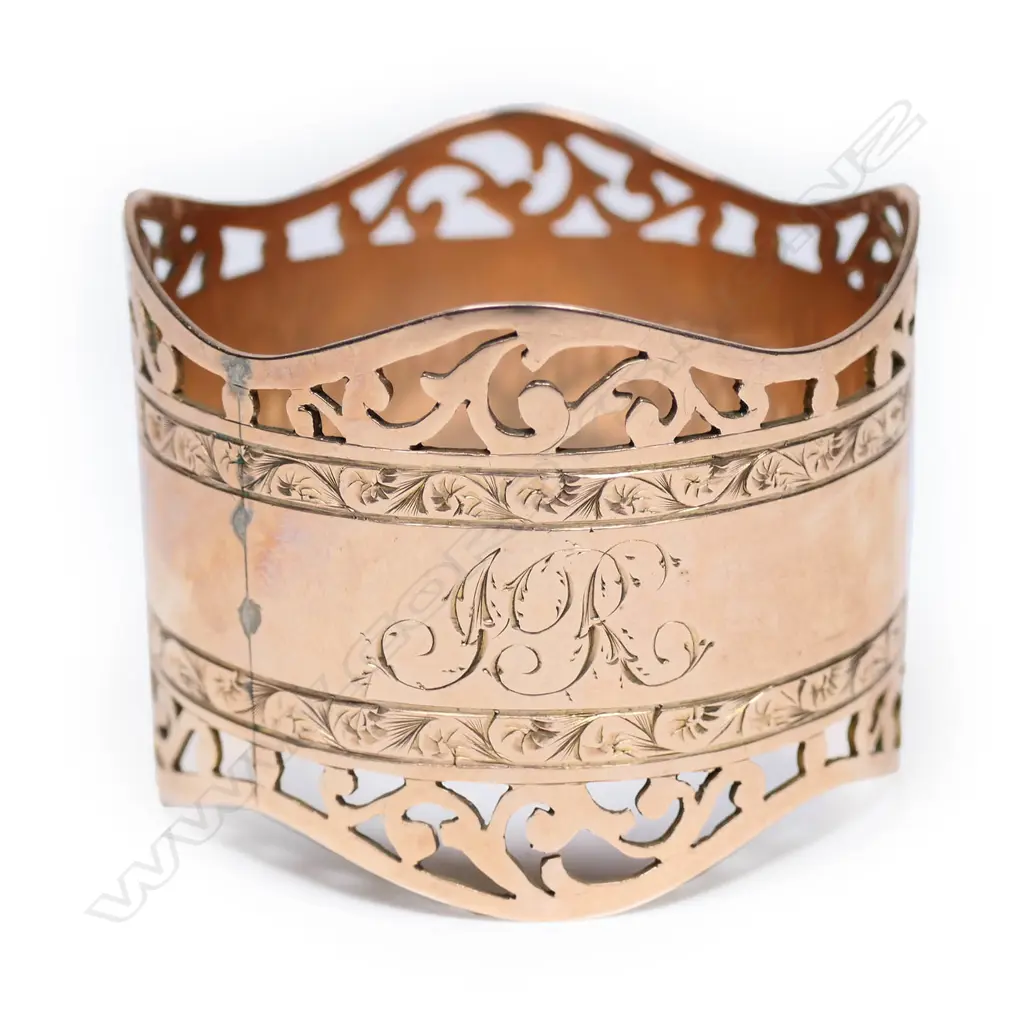 G & T Young (Dunedin) 9ct rose gold napkin ring, Image 1++